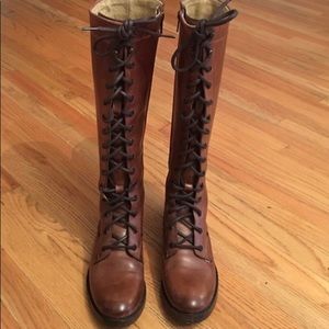 Frye Melissa lace up boots 6